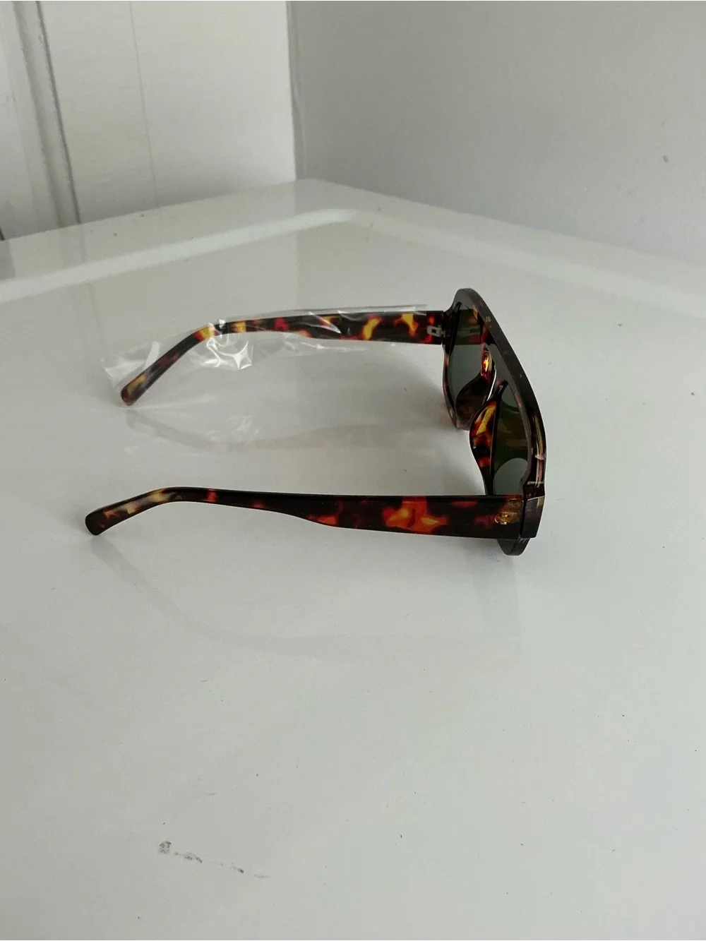 Men's Tortoiseshell Sunglasses with Green Lenses